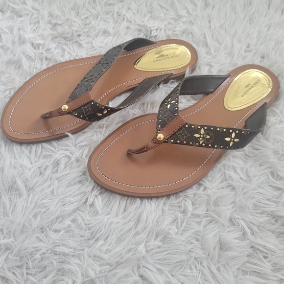 LV Sandals - Picture 4 of 14